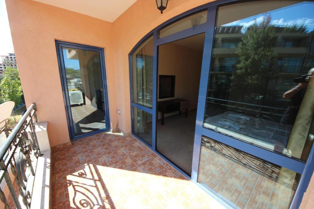 Menada Villa Bonita Apartments Солнечный берег Номер фото