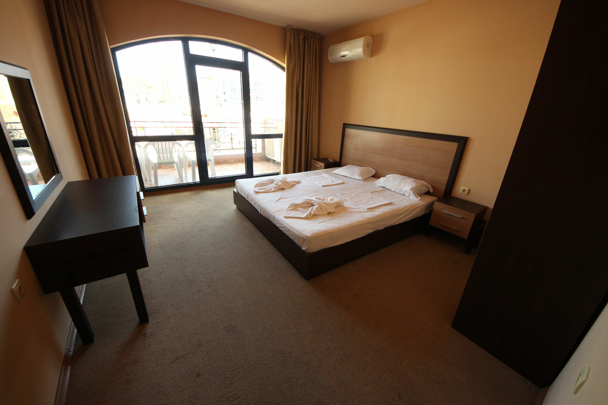 Menada Villa Bonita Apartments Солнечный берег Экстерьер фото