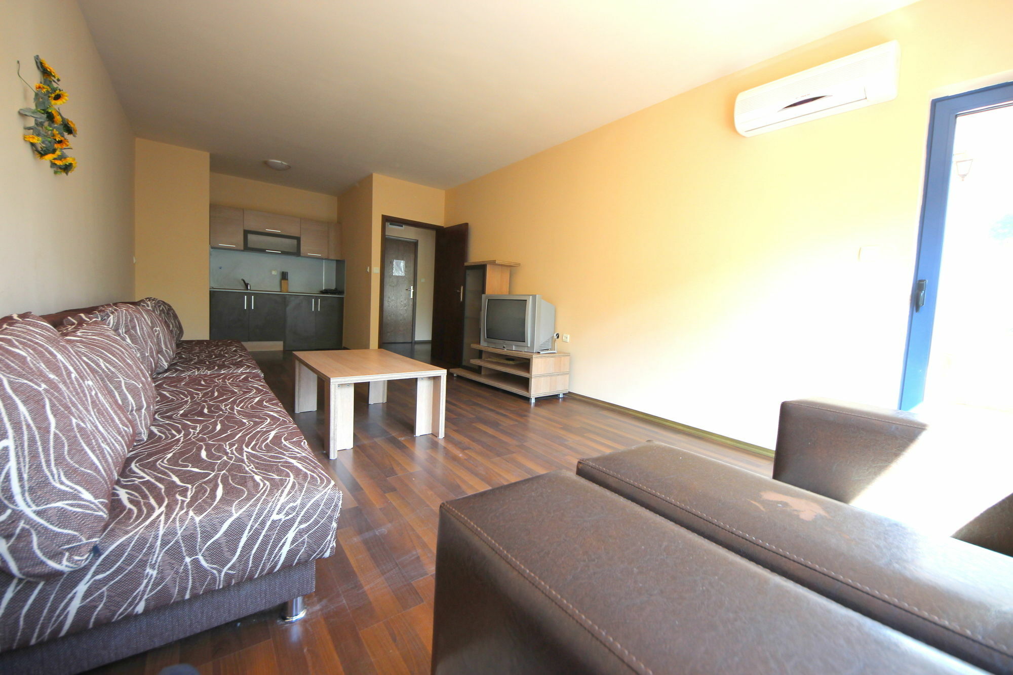 Menada Villa Bonita Apartments Солнечный берег Экстерьер фото
